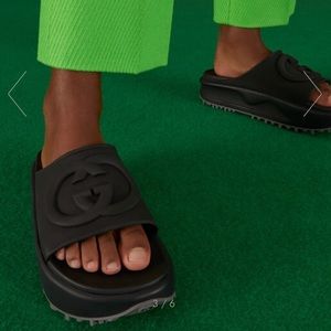 Brand New never worn Gucci Interlocking G slides Black Size 39